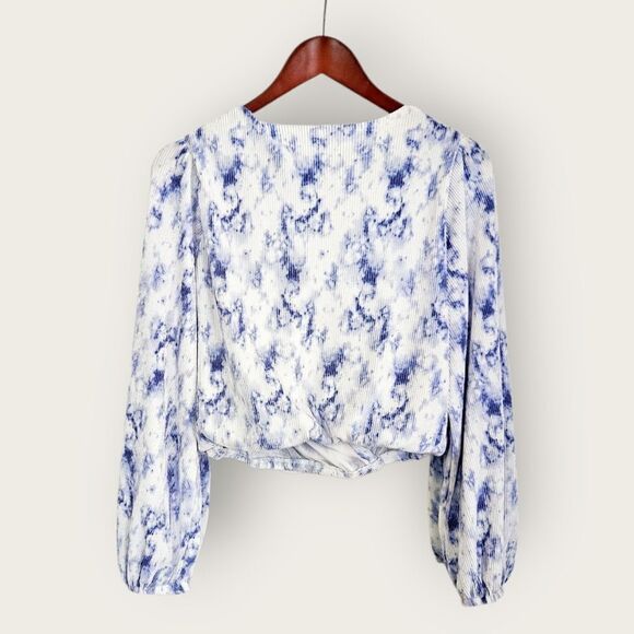 ASTR The Label Pleated Surplice Crepe Split Faux Wrap Balloon Sleeve Blouse S - Picture 4 of 9